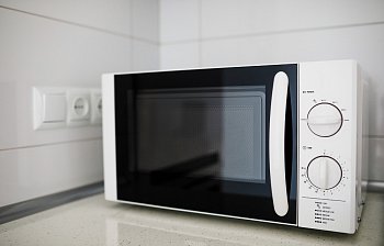 microwave oven