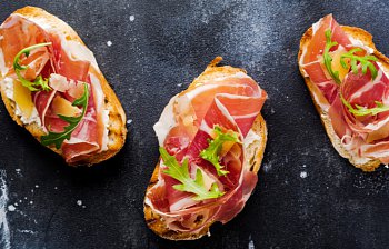 open-faced sandwich