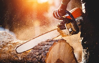 chainsaw