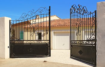 gate