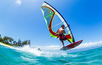 windsurfing