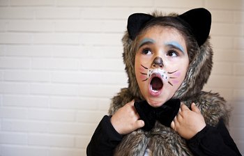 costume