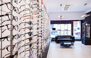 optician's