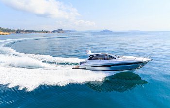 speedboat
