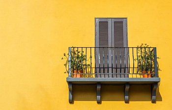 balcony